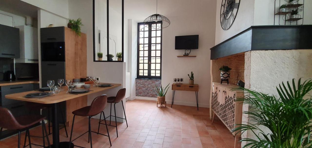 Appartement Duplex Au Coeur Du Centre Historique Bergerac Exteriér fotografie